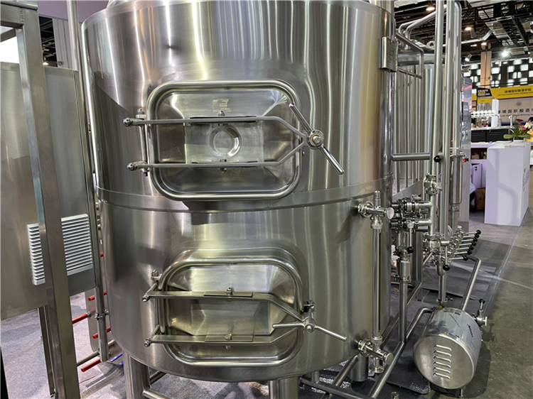 Pro two vessels 5BBL craft brewery in Michigan